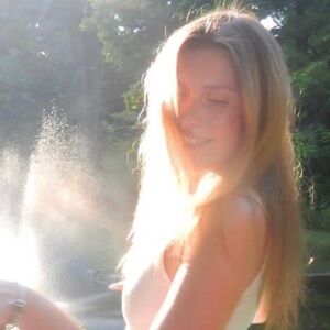 Meet your Posher, Stacie